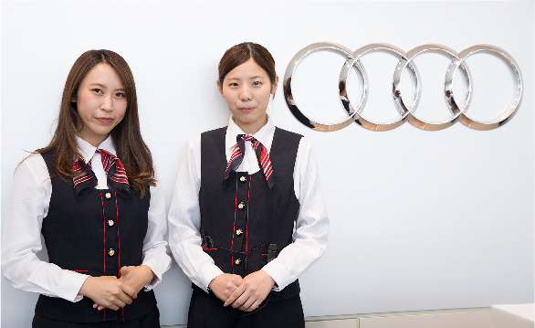 制服支給